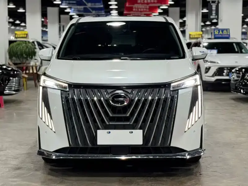 GAC Motor M8