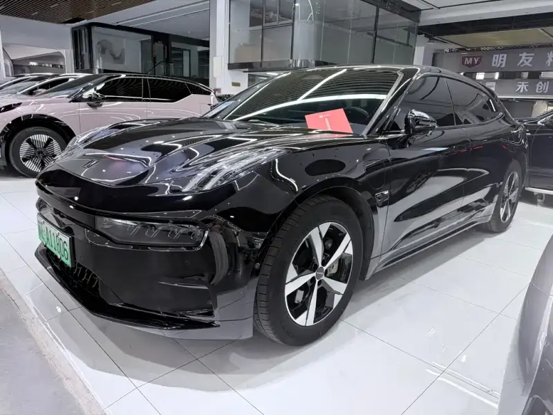 Zeekr 001