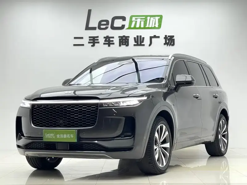 Li Auto ONE