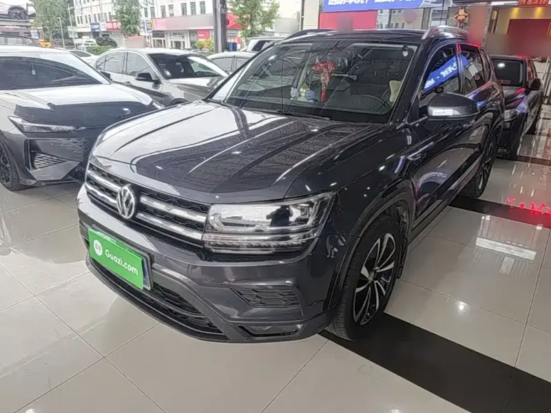 Volkswagen Tharu