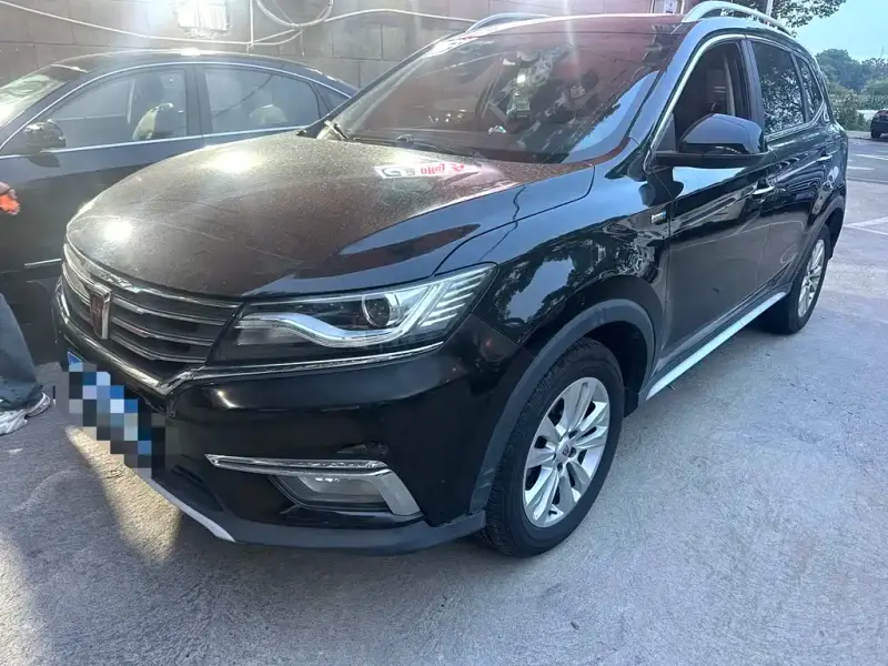 Roewe MG HS (RX5)