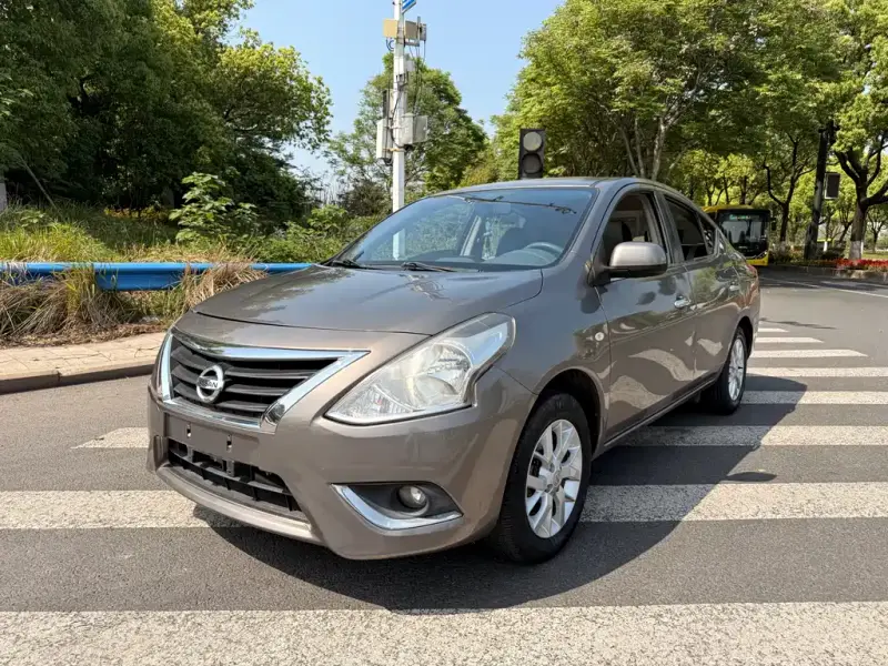 Nissan Sunny