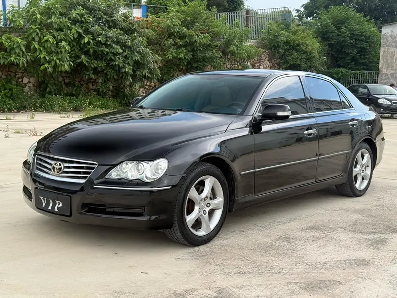 Toyota Reiz