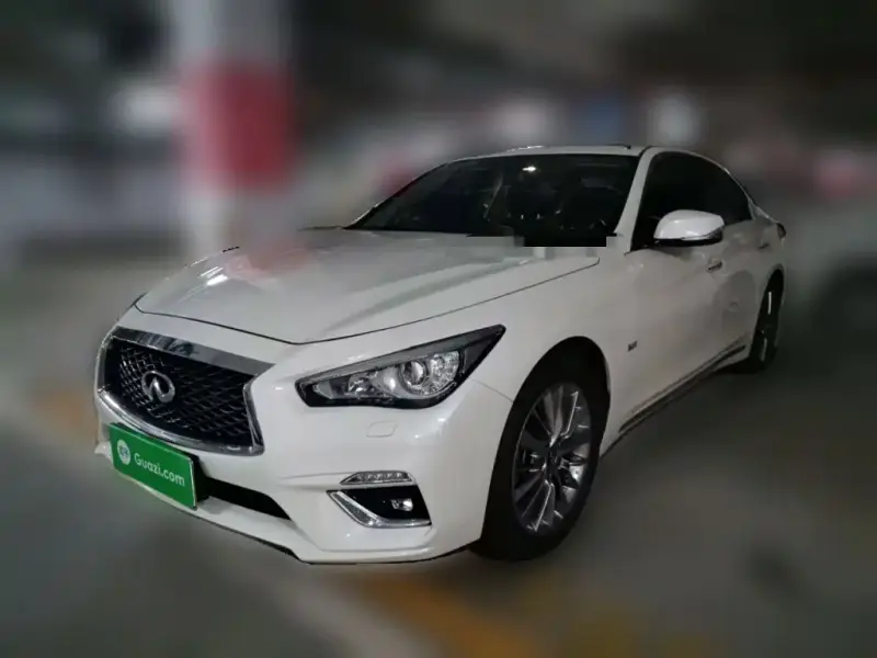Infiniti Q50L
