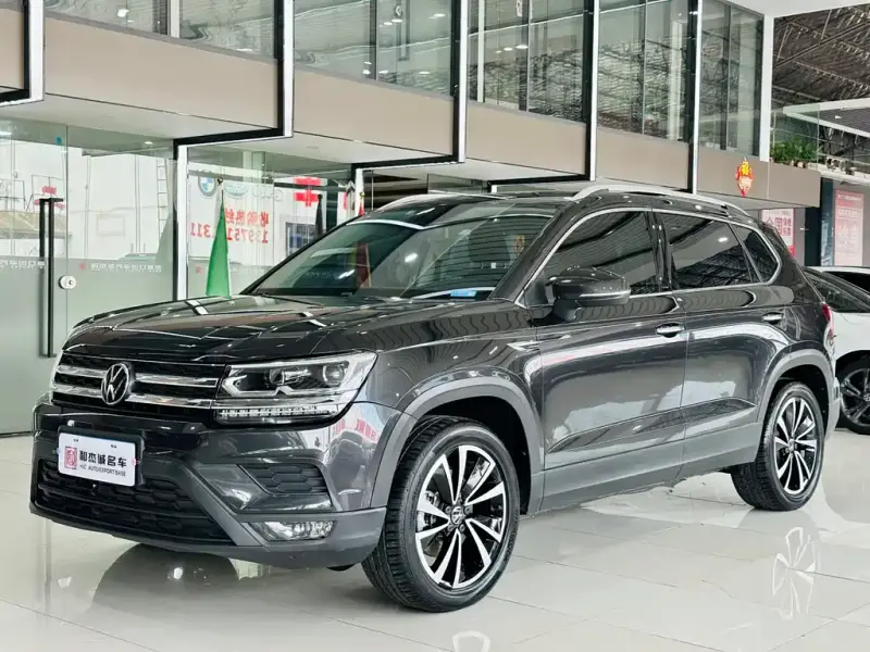 Volkswagen Tharu