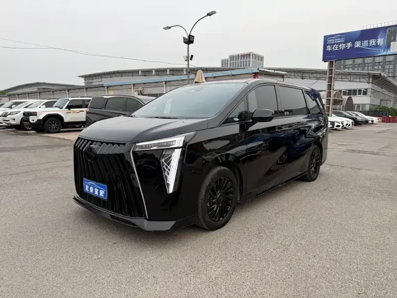 GAC Motor M8