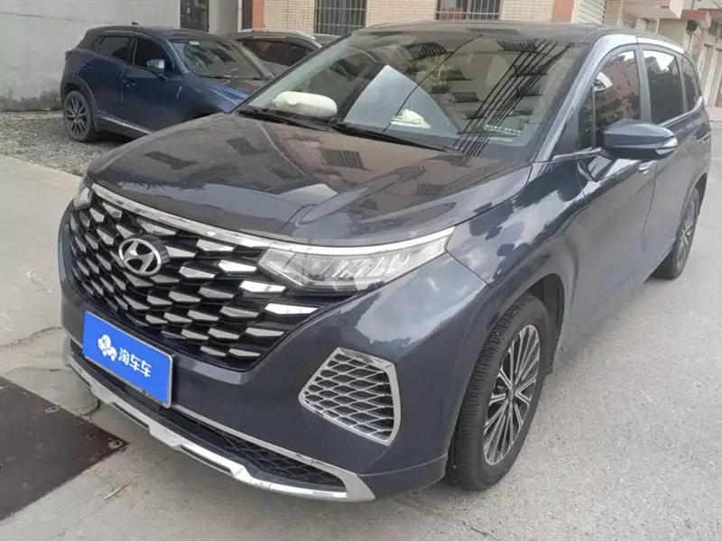 Hyundai Custo