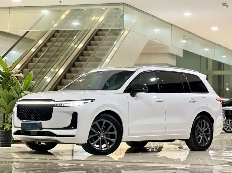 Li Auto ONE
