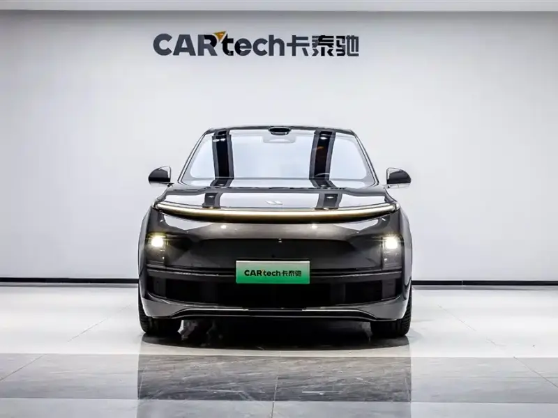Li Auto L8