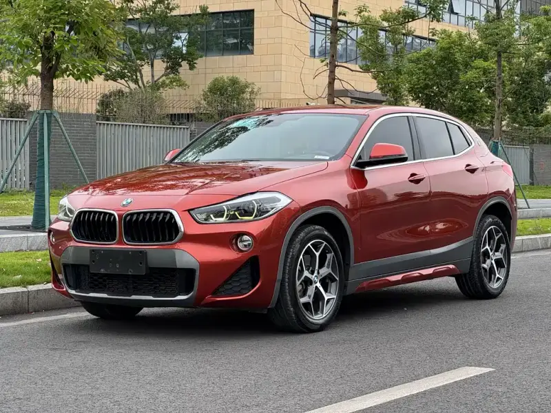 BMW X2