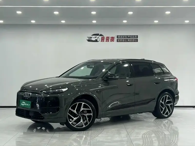 Audi Q6L e-tron