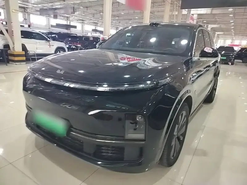 Li Auto L8