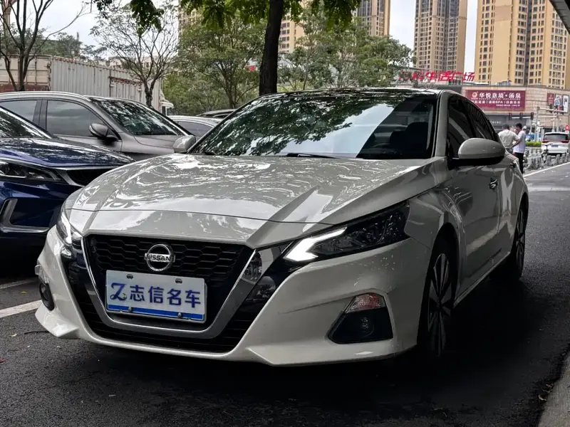 Nissan Teana