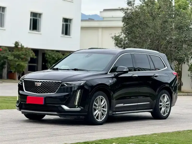 Cadillac XT6
