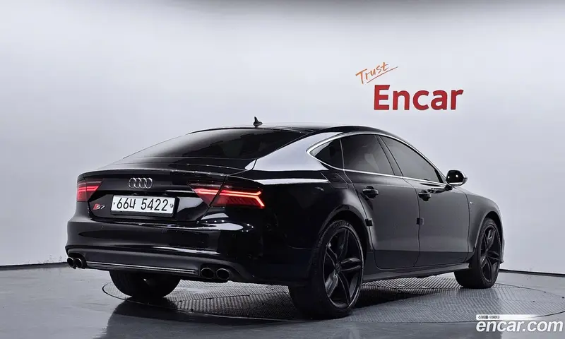 Audi S7