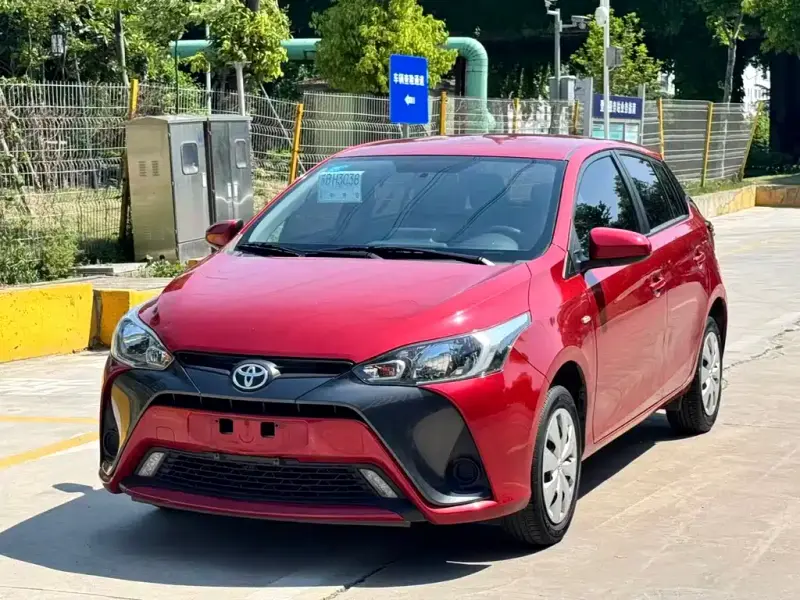 Toyota Yaris L