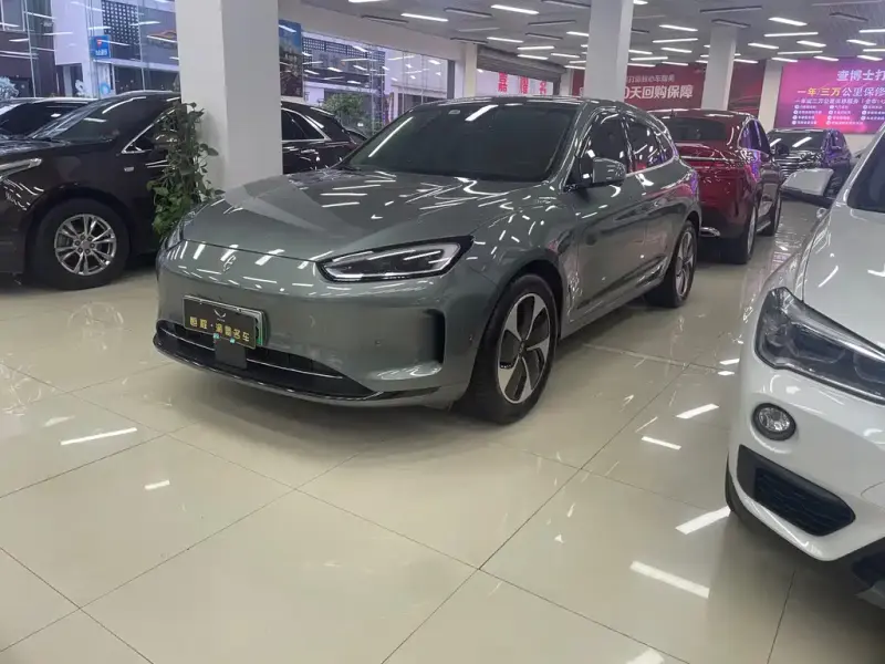 AITO M5