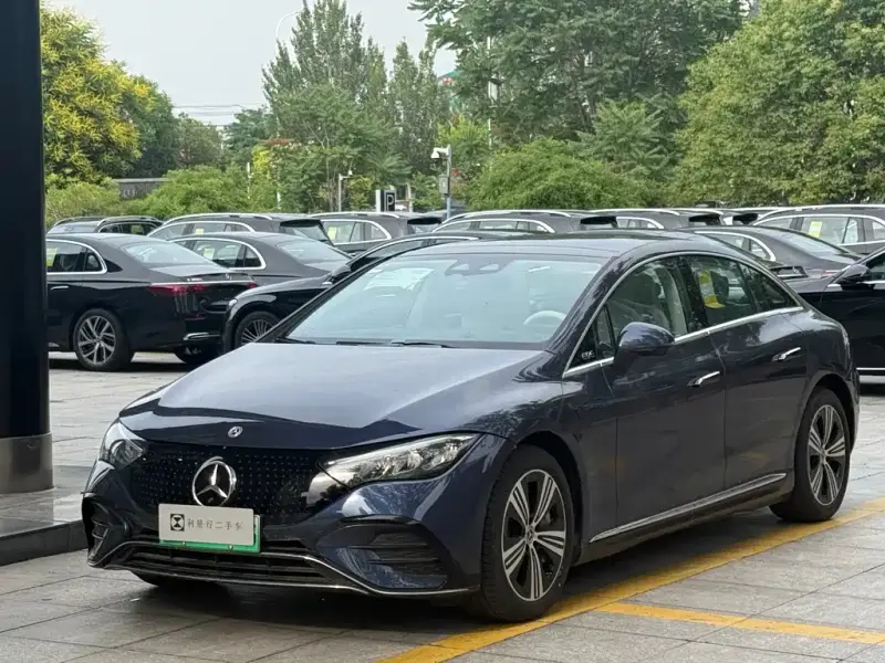 Mercedes-Benz EQE