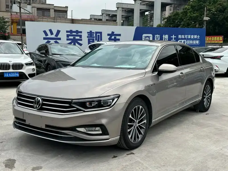 Volkswagen Magotan