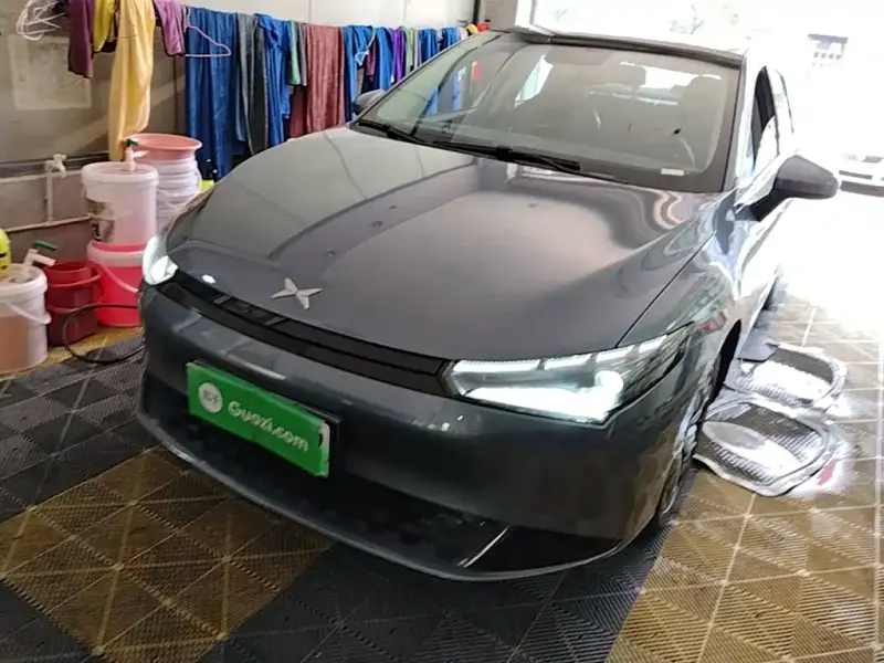 XPeng P5