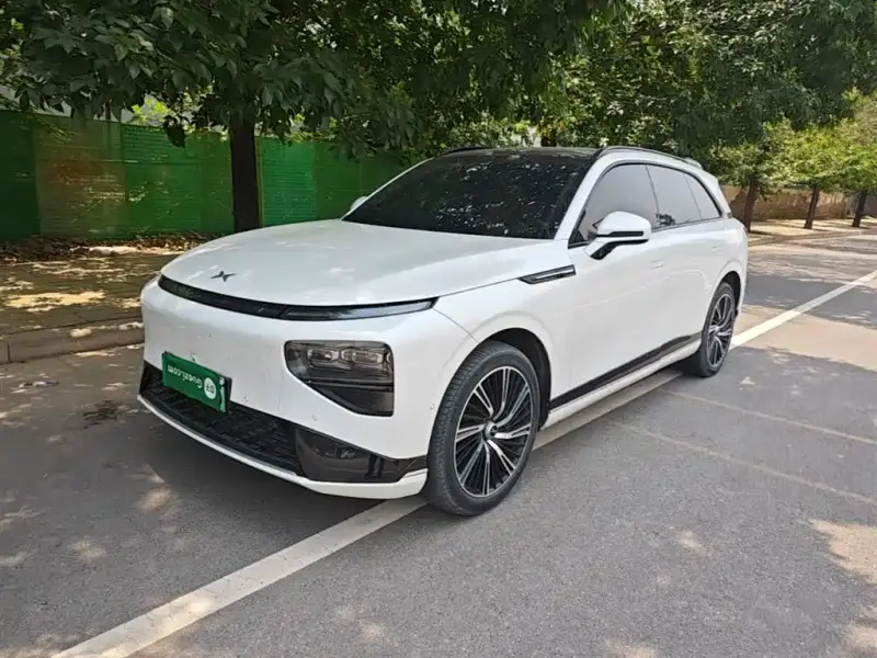 XPeng G9