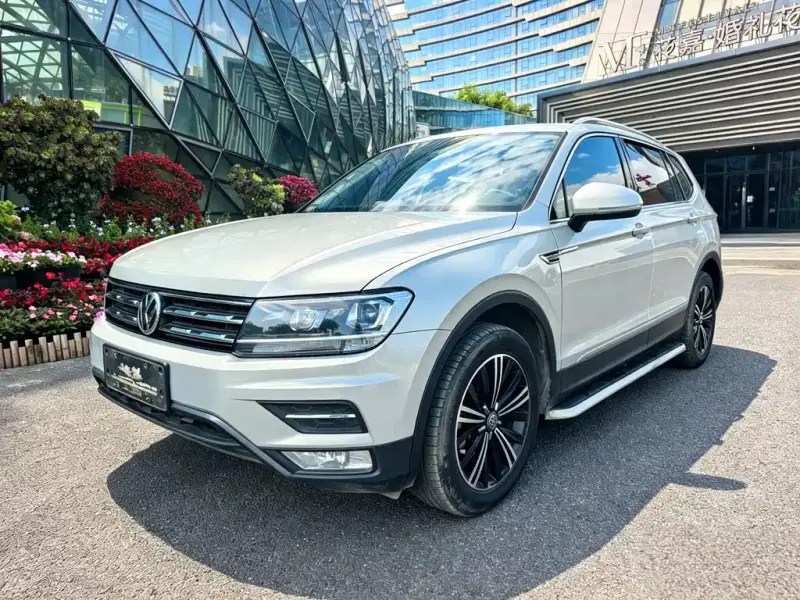 Volkswagen Tiguan L
