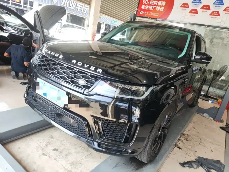 Land Rover Sport