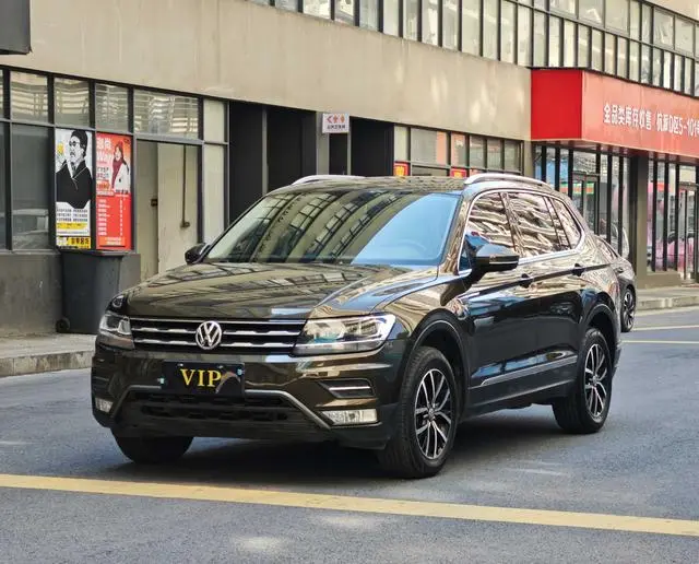 Volkswagen Tiguan L