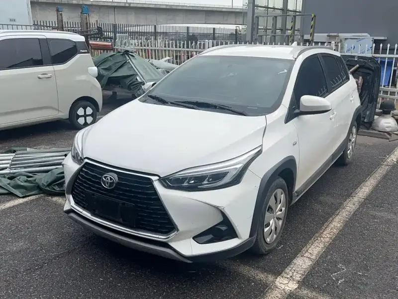 Toyota Yaris L