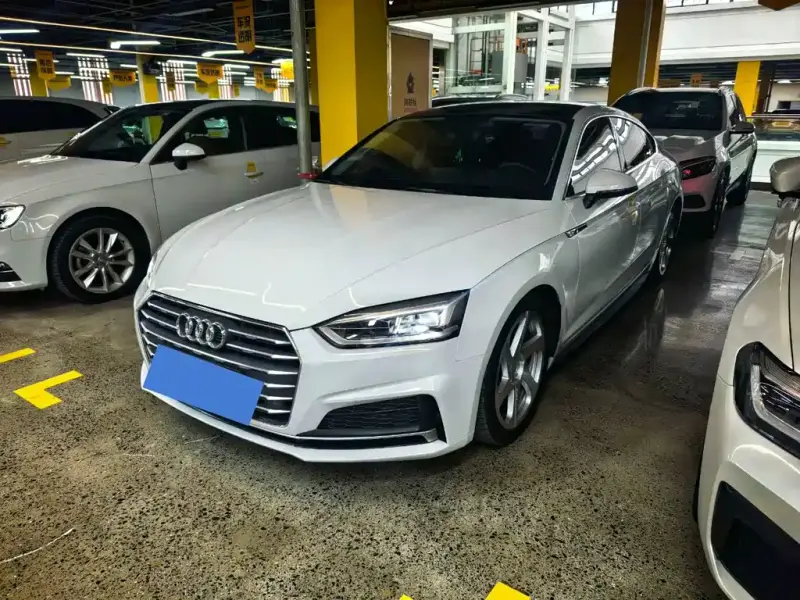 Audi A5 (Import)