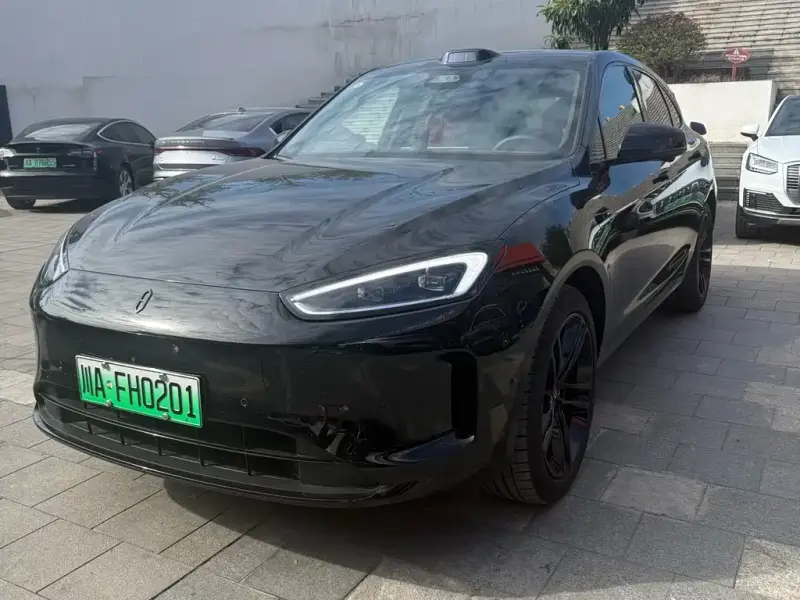 AITO M5