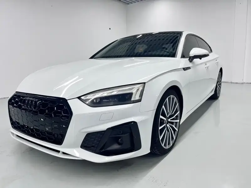 Audi A5 (Import)