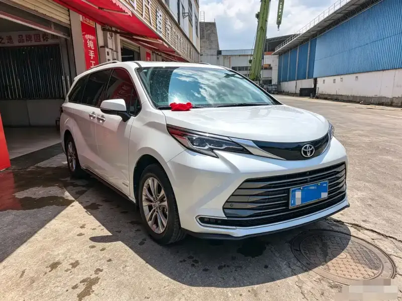 Toyota Sienna
