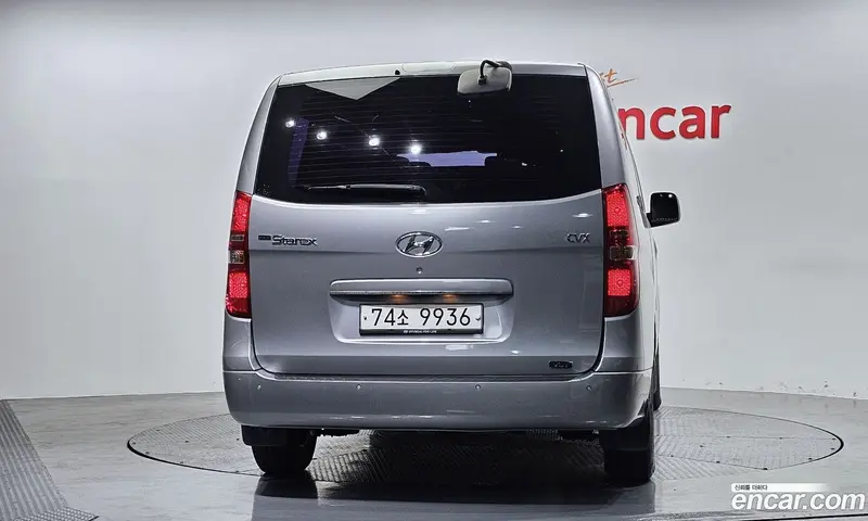 Hyundai H-1