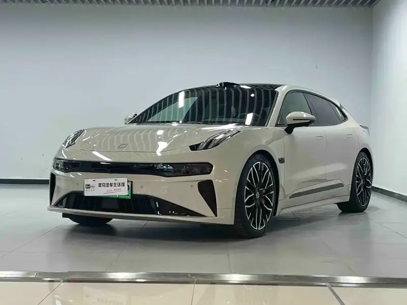 Zeekr 001