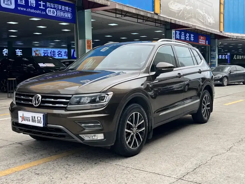 Volkswagen Tiguan L