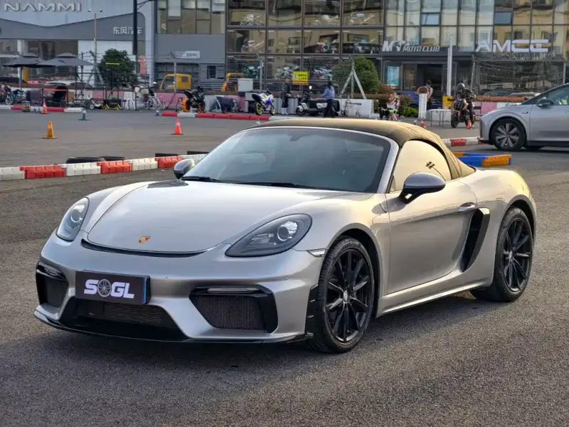 Porsche 718