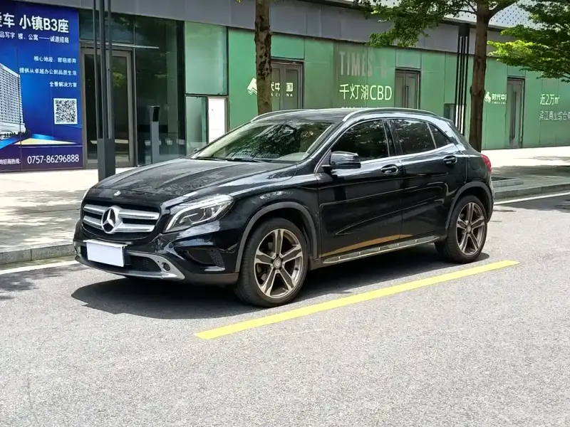 Mercedes-Benz GLA