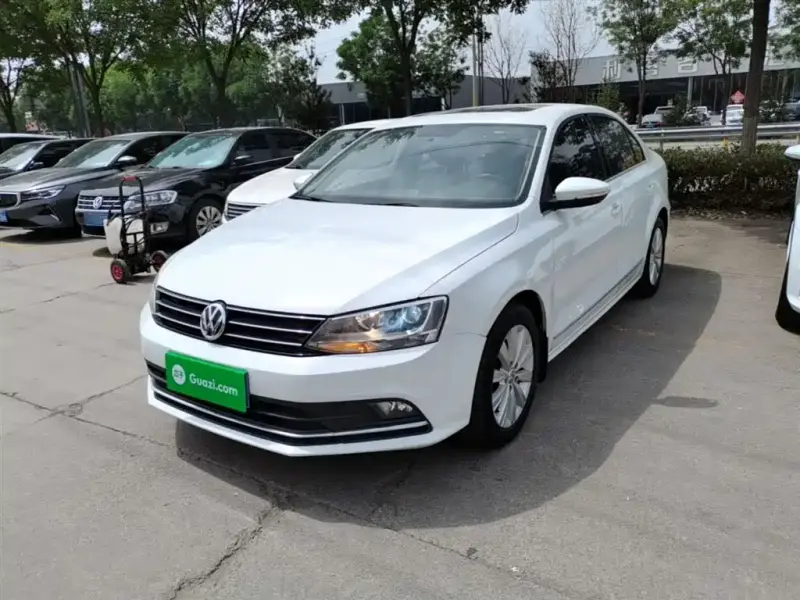 Volkswagen Sagitar