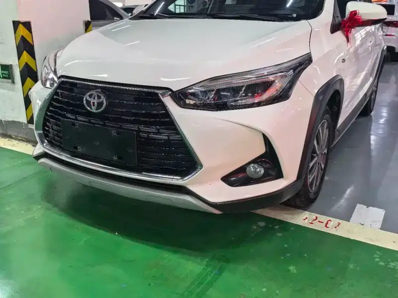 Toyota Yaris L