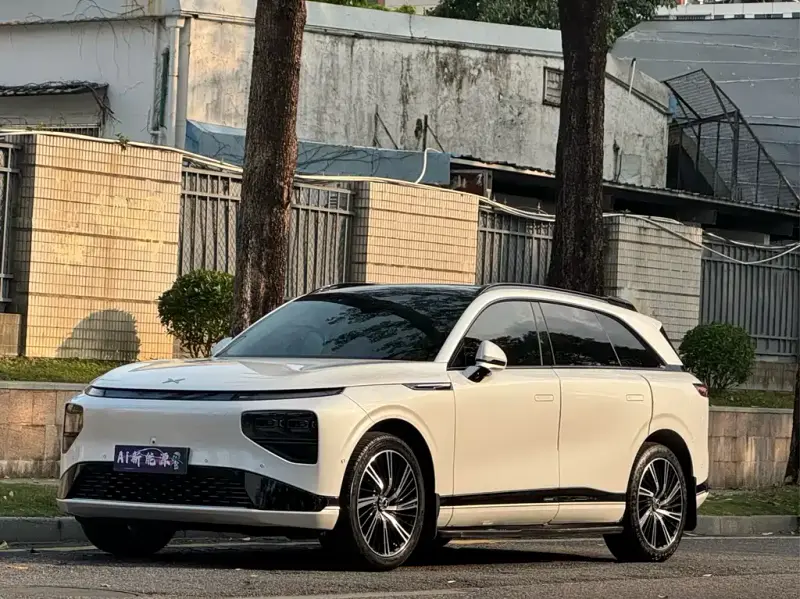XPeng G9
