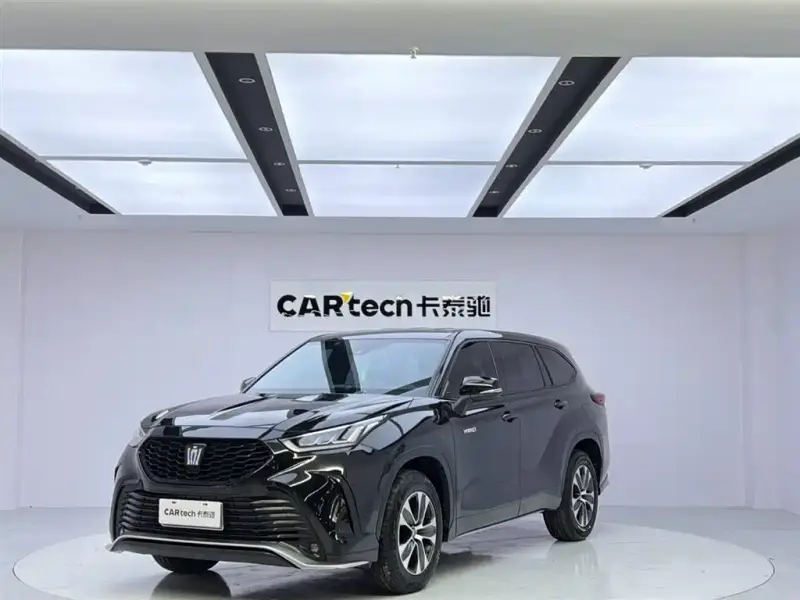Toyota Crown Kluger