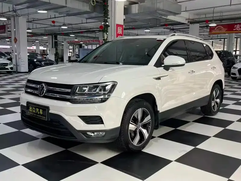Volkswagen Tharu