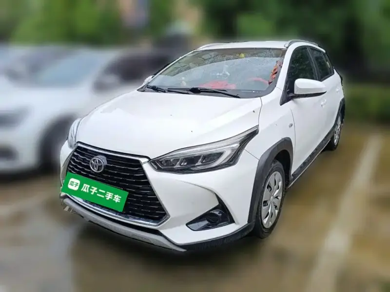Toyota Yaris L