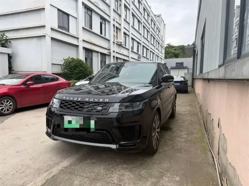 Land Rover Sport PHEV