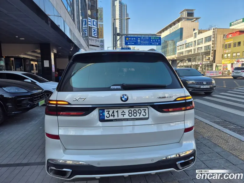 BMW X7