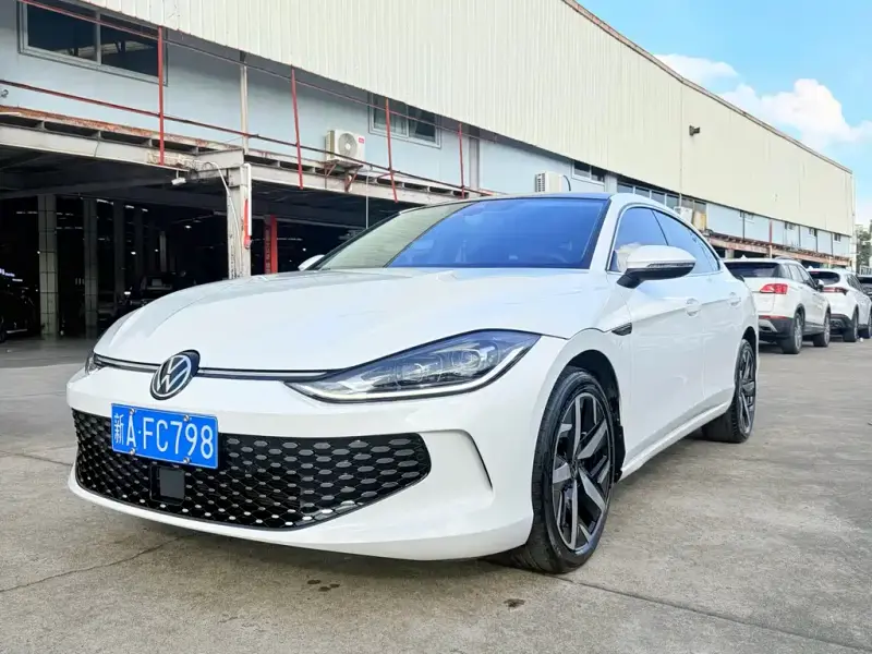 Volkswagen Lamando