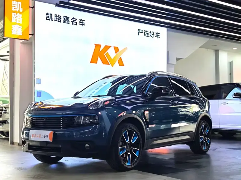 Lynk & Co 01