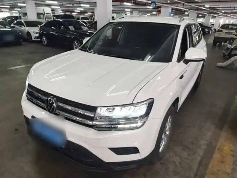 Volkswagen Tharu