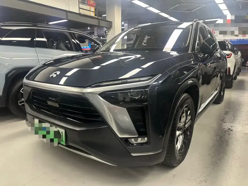 NIO ES8